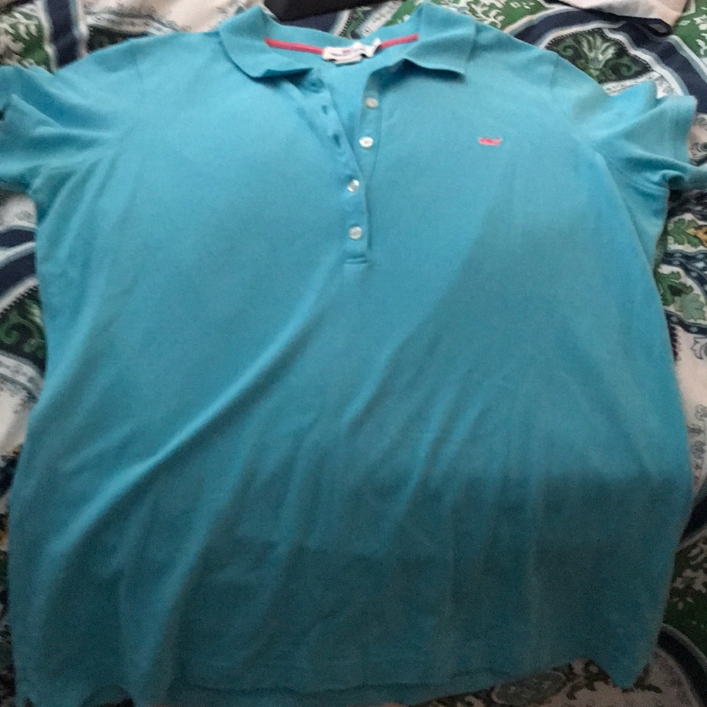 Vineyard Vines sky blue buttoned shirt